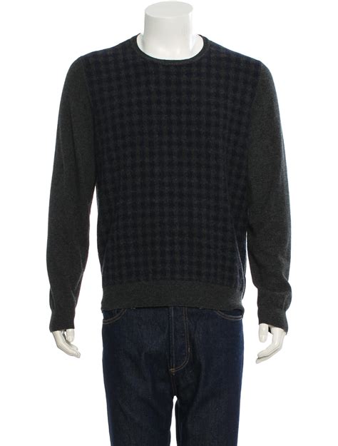 Yves Saint Laurent Sweaters for Men for sale .